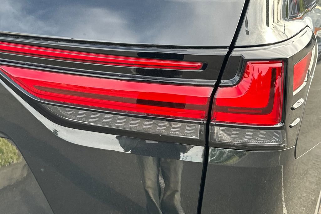 New 2026 Lexus LX 600 4WD w/ Luxury Package image 29