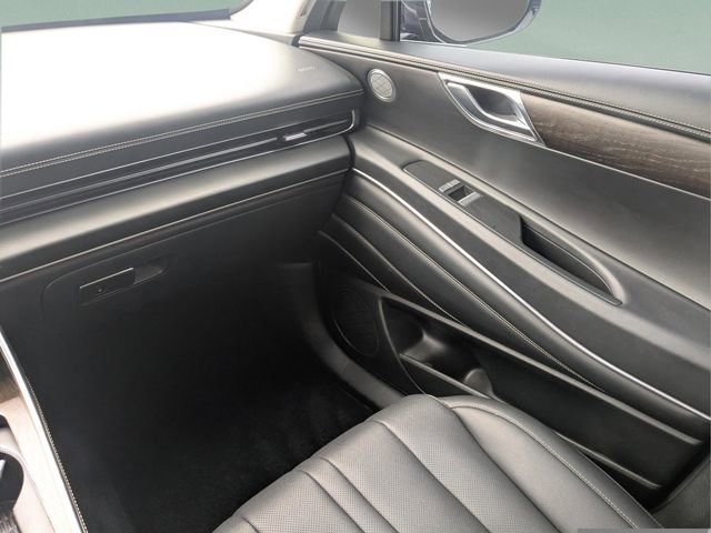 Used 2024 Genesis GV80 2.5T AWD/4WD image 16