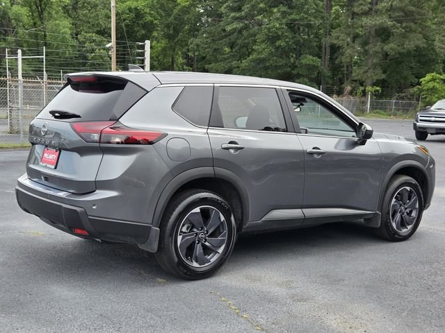 Used 2025 Nissan Rogue SV FWD image 5