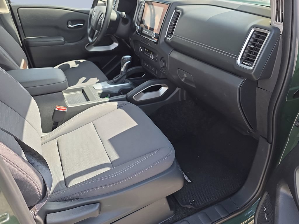 Used 2024 Nissan Frontier SV w/ SV Convenience Package RWD image 61