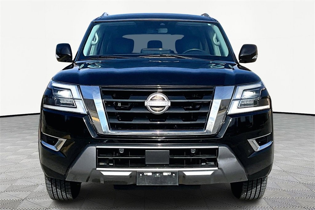 Used 2022 Nissan Armada SV image 3