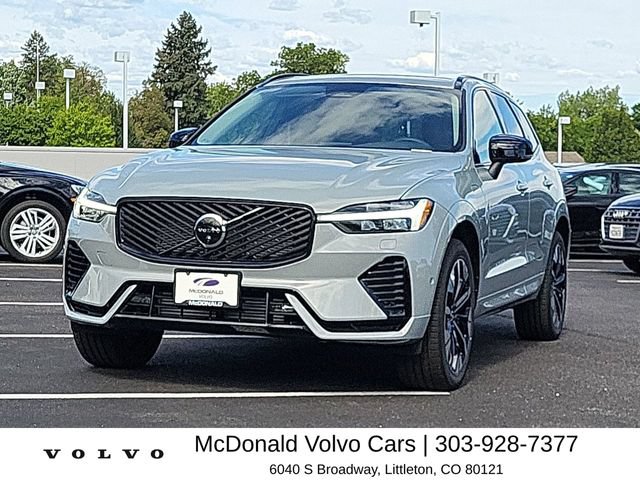 New 2026 Volvo XC60 T8 Plus w/ Climate Package PRO AWD/4WD image 4