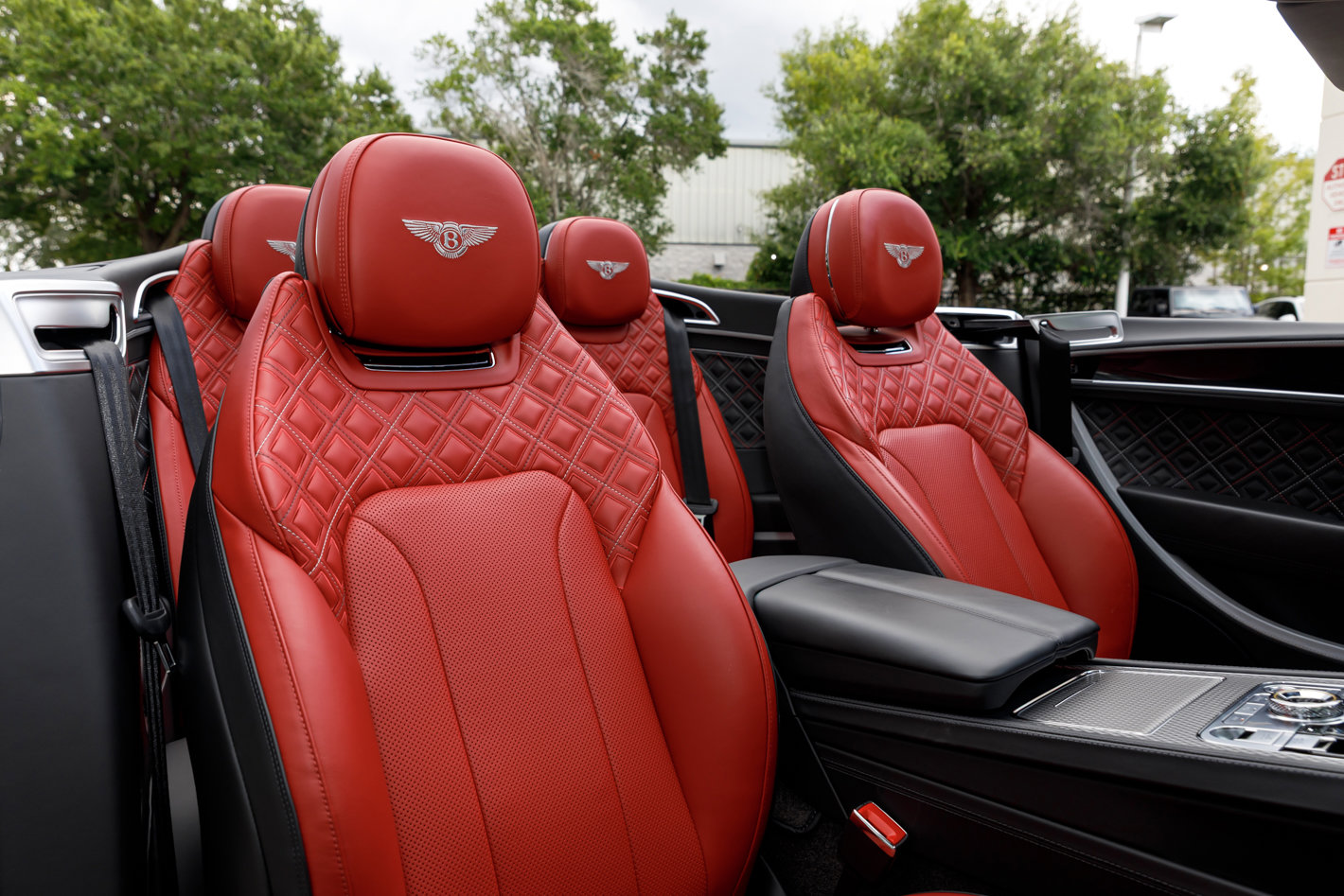 Used 2023 Bentley Continental GT Mulliner AWD/4WD image 31