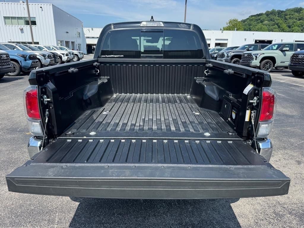 Used 2023 Toyota Tacoma TRD Off-Road AWD/4WD image 20