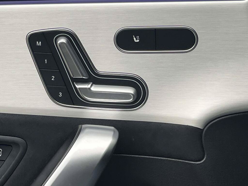 Certified 2024 Mercedes-Benz CLA 250 4MATIC image 30