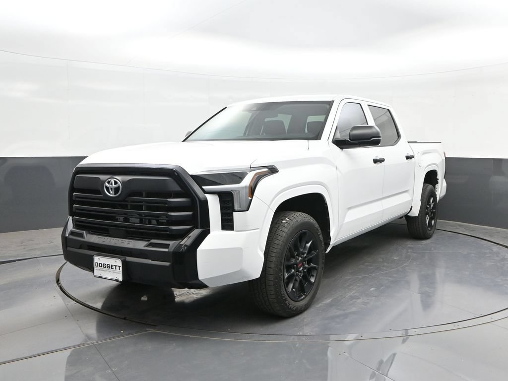 Used 2024 Toyota Tundra SR w/ SR Tow Package AWD/4WD image 24