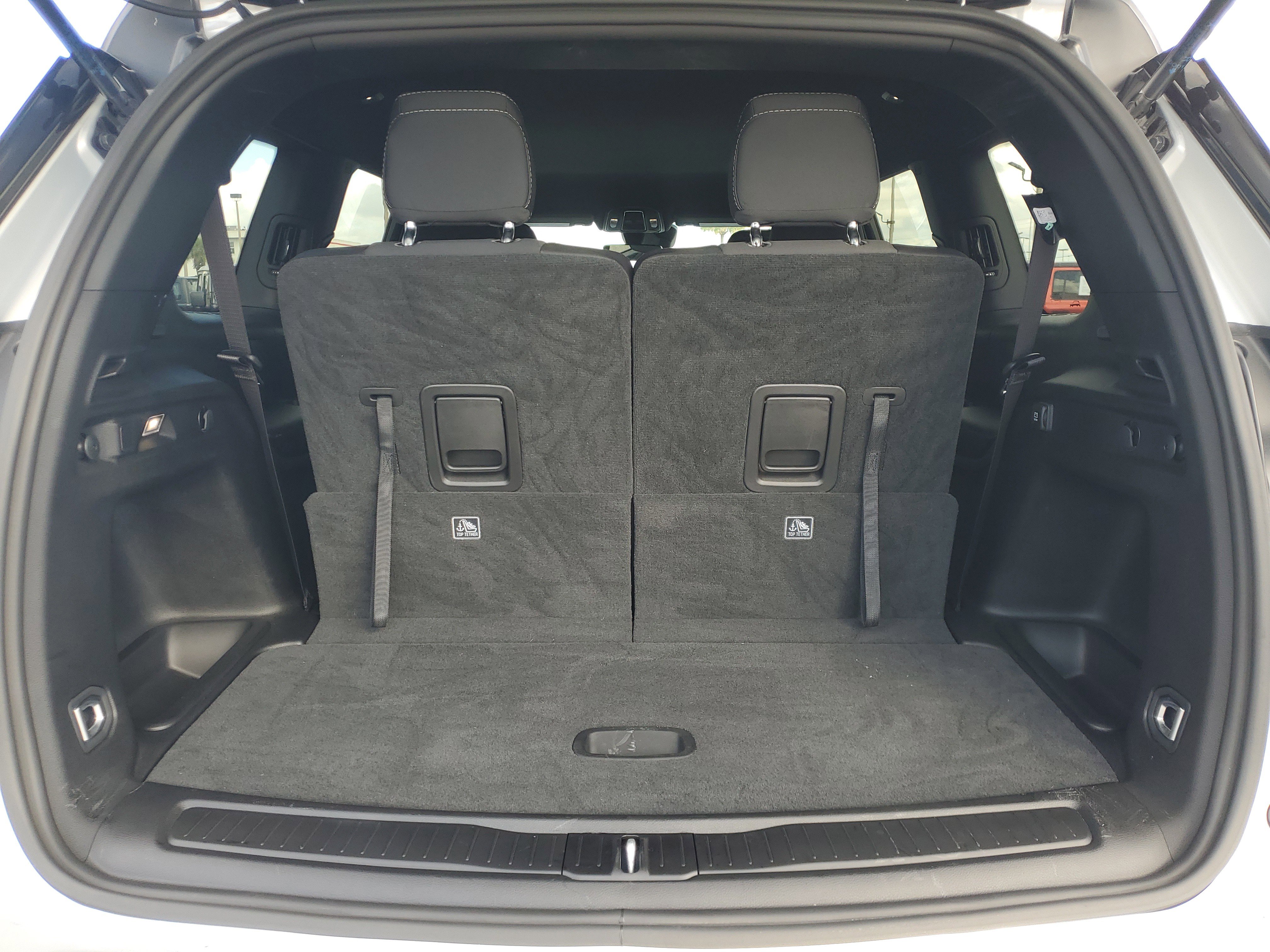 Used 2025 Jeep Grand Cherokee L Laredo w/ Trailer Tow Package image 9