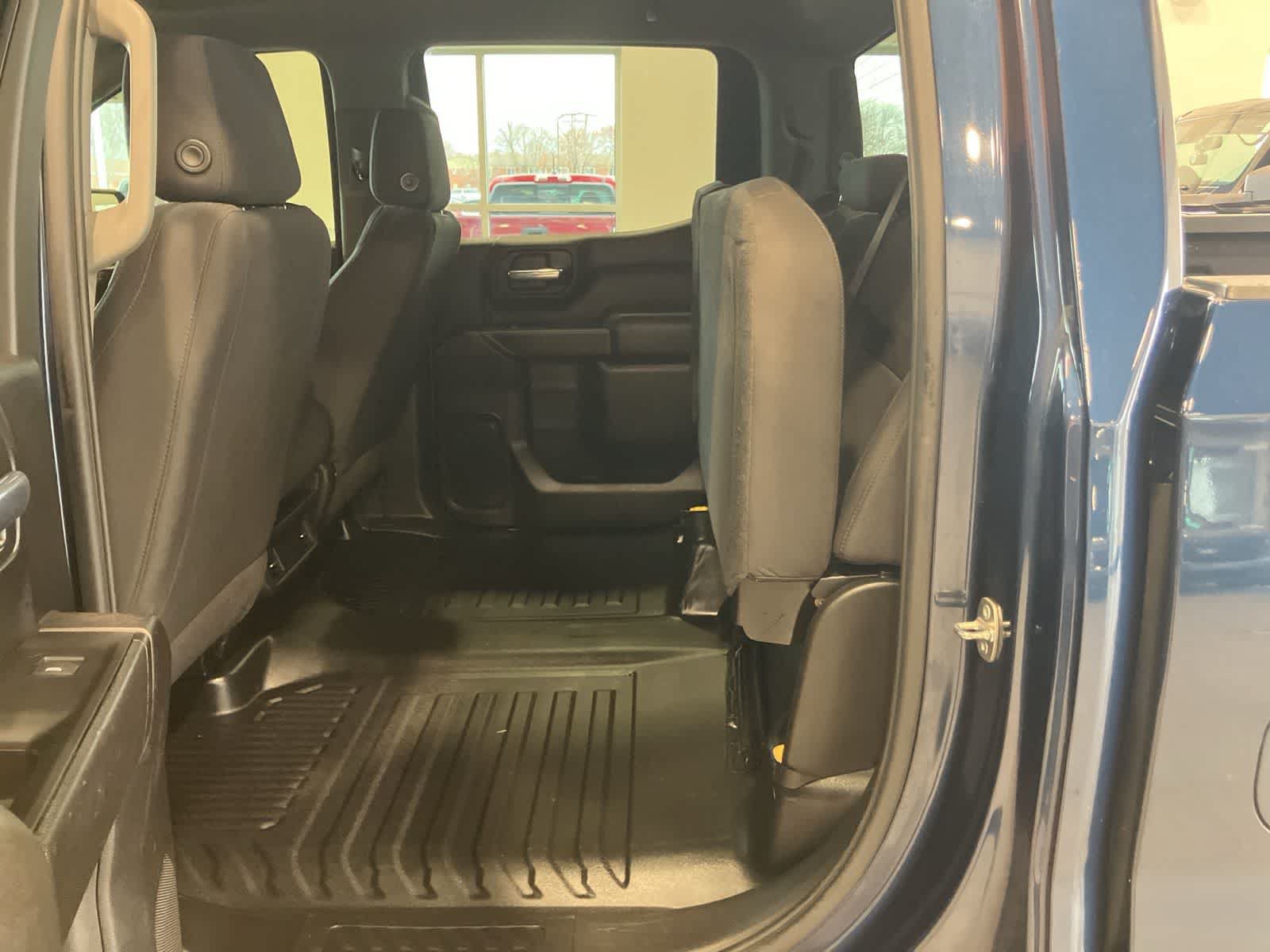 Used 2022 Chevrolet Silverado 1500 W/T w/ WT Value Package AWD/4WD image 24