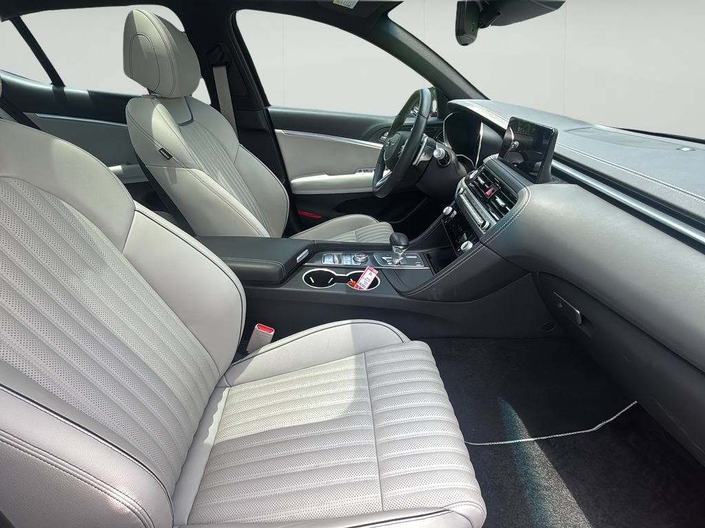 Certified 2025 Genesis G70 2.5T w/ Sport Prestige Package AWD/4WD image 35