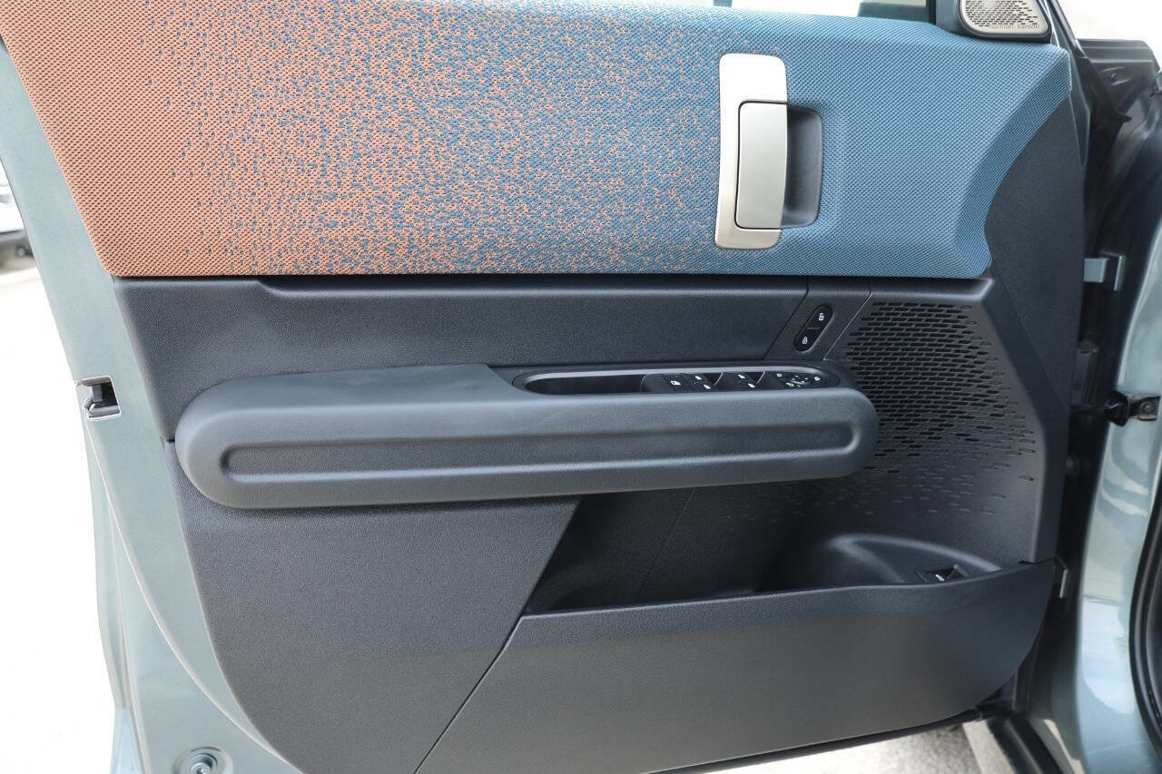 Used 2025 MINI Cooper Countryman S w/ Comfort Package Max image 12