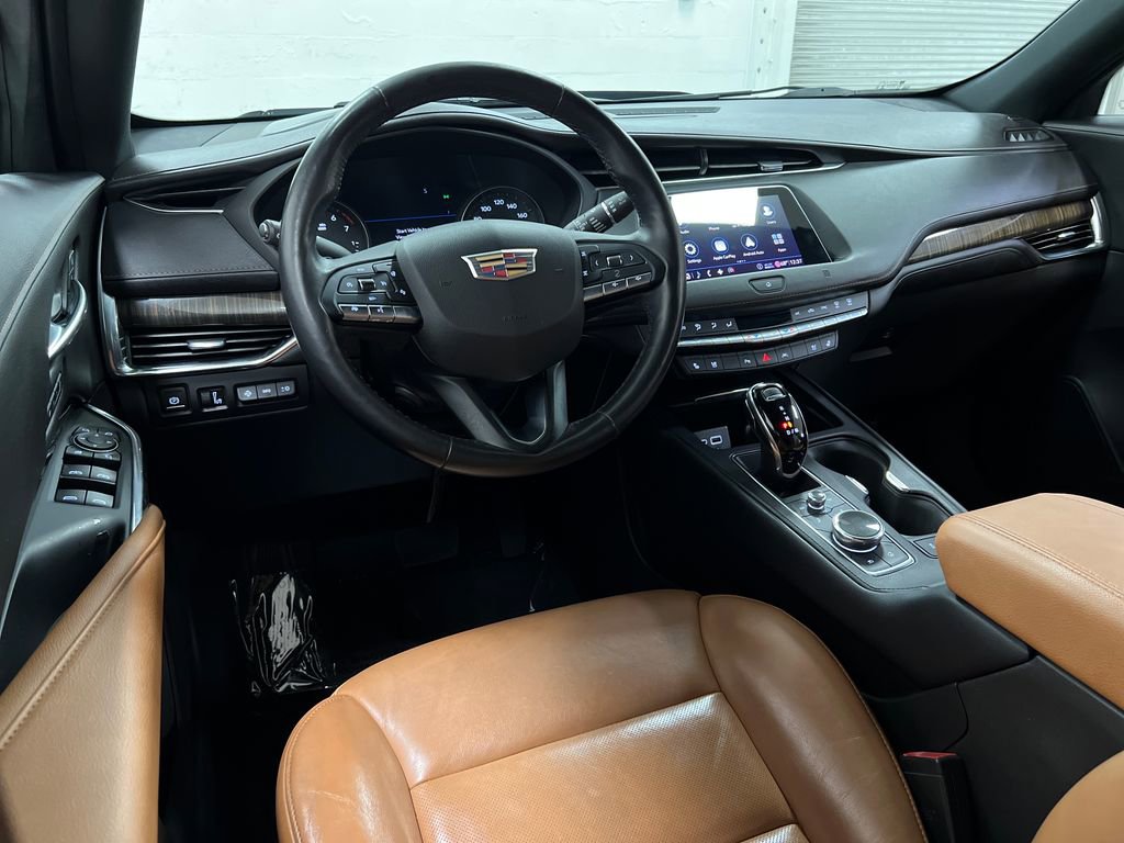 Used 2020 Cadillac XT4 Premium Luxury FWD image 14