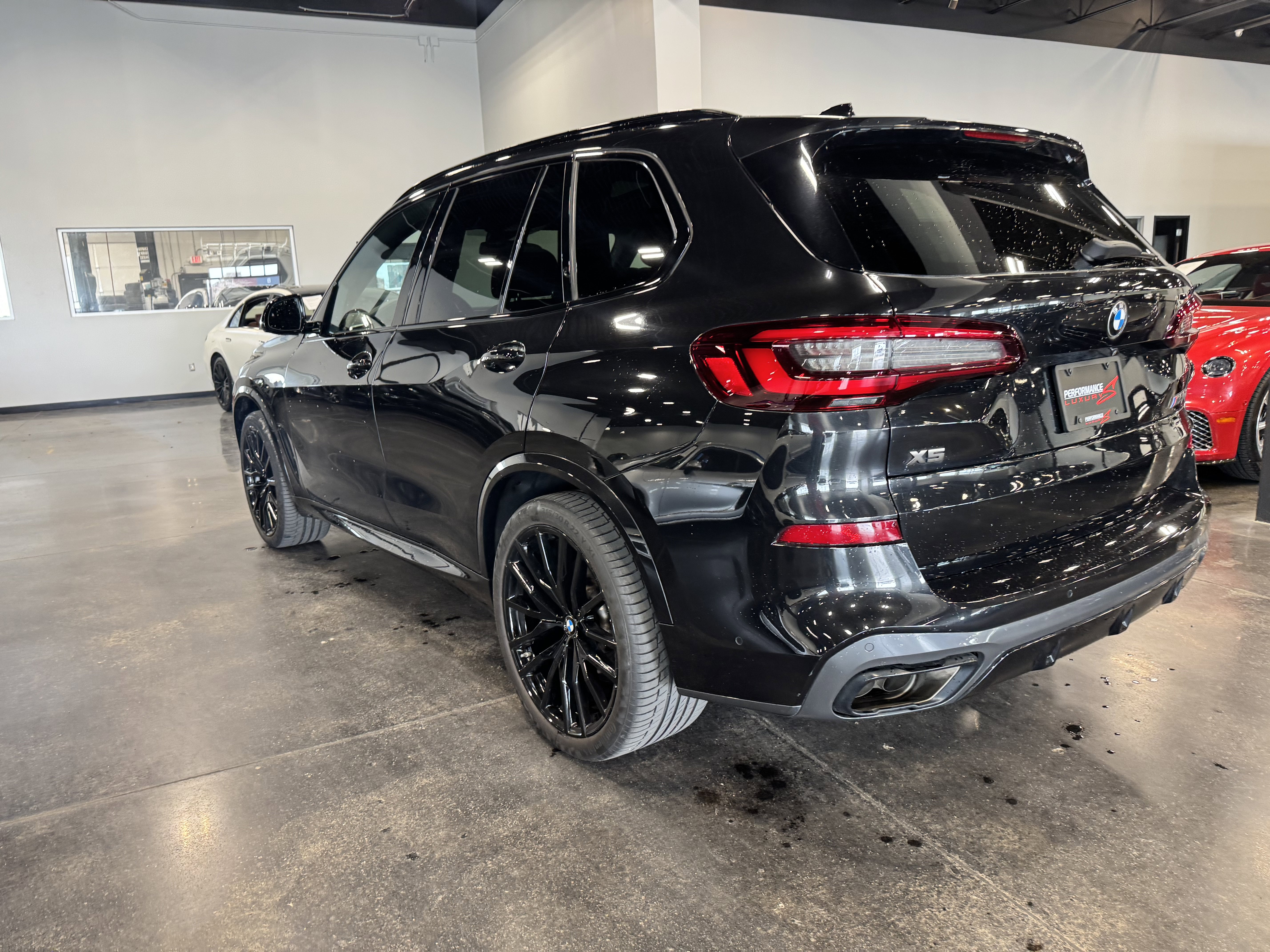 Used 2023 BMW X5 M50i w/ Executive Package image 24