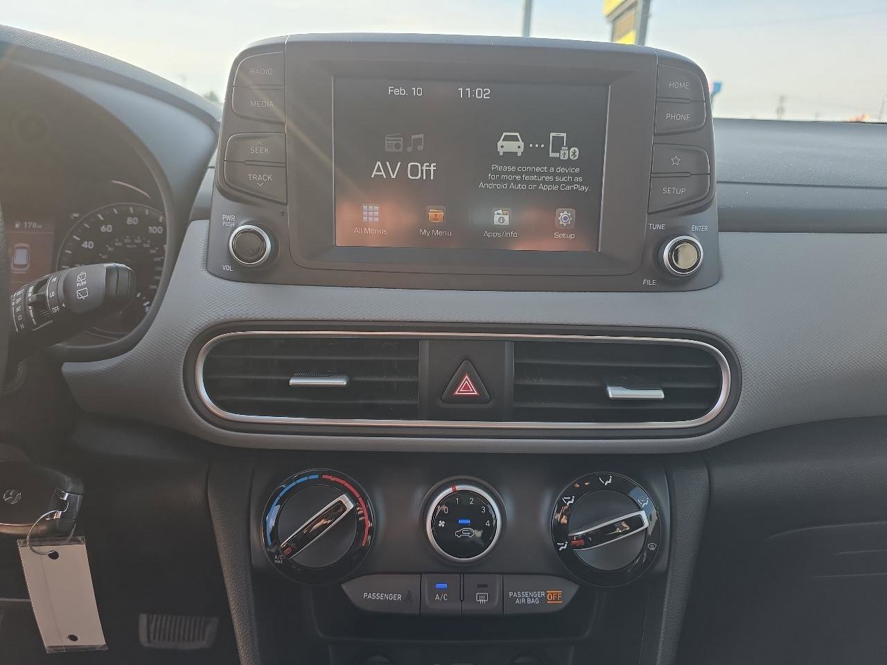 Used 2019 Hyundai Kona SE image 16