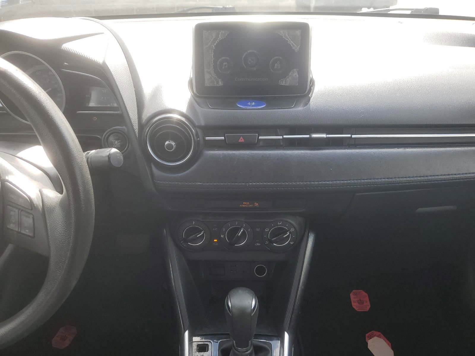 Used 2017 Toyota Yaris iA image 10