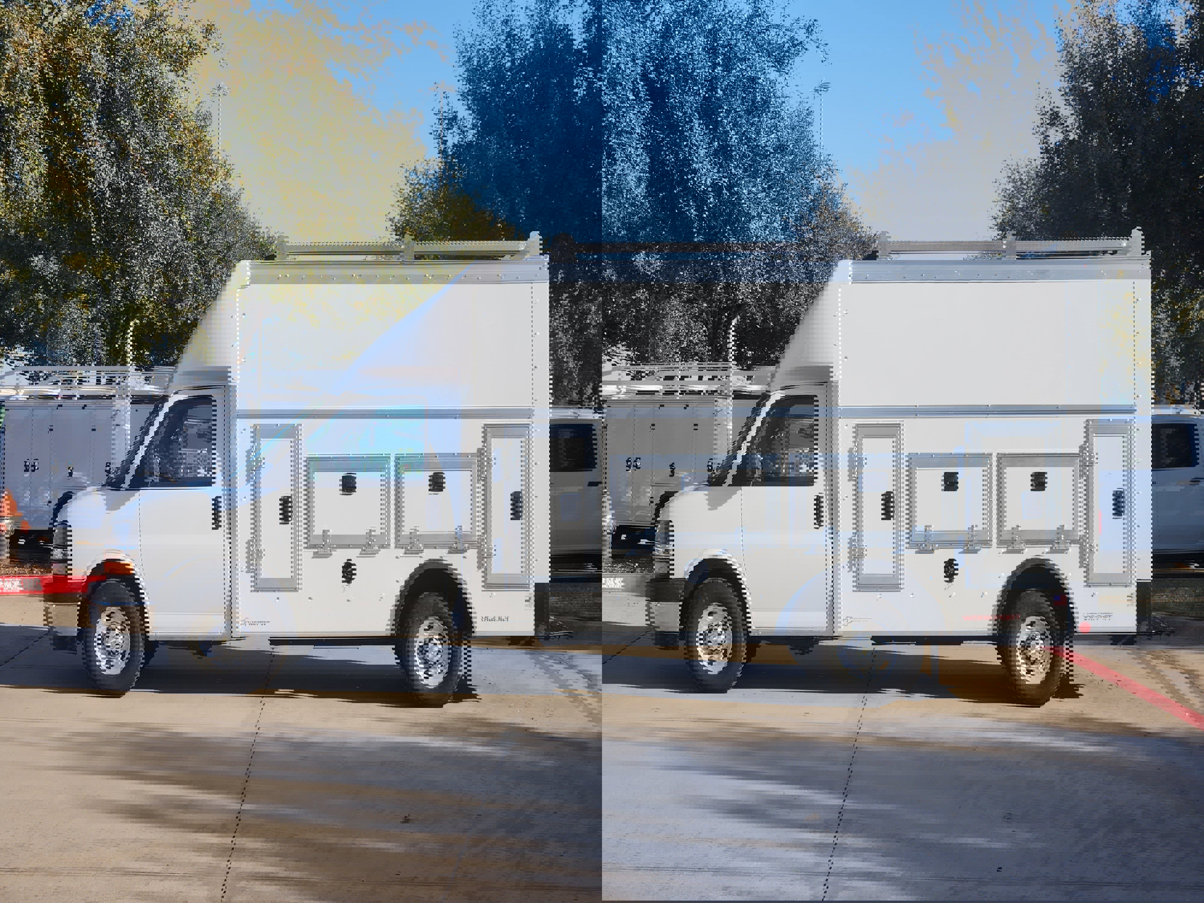 New 2025 Chevrolet Express 3500 w/ Power Convenience Package image 11