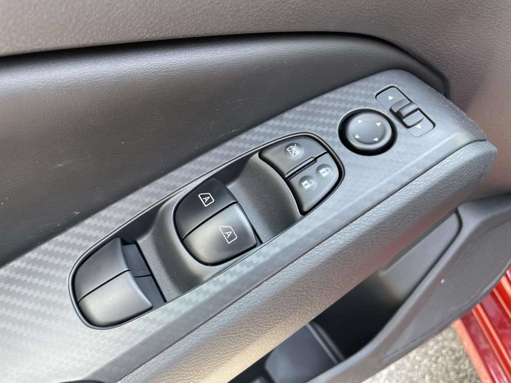 New 2026 Nissan Altima 2.5 SR FWD image 13