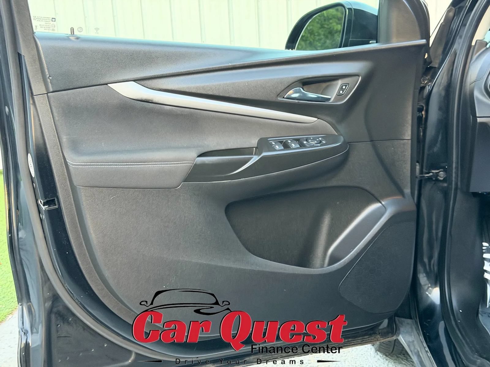 Used 2023 Chevrolet Bolt EUV LT FWD image 11