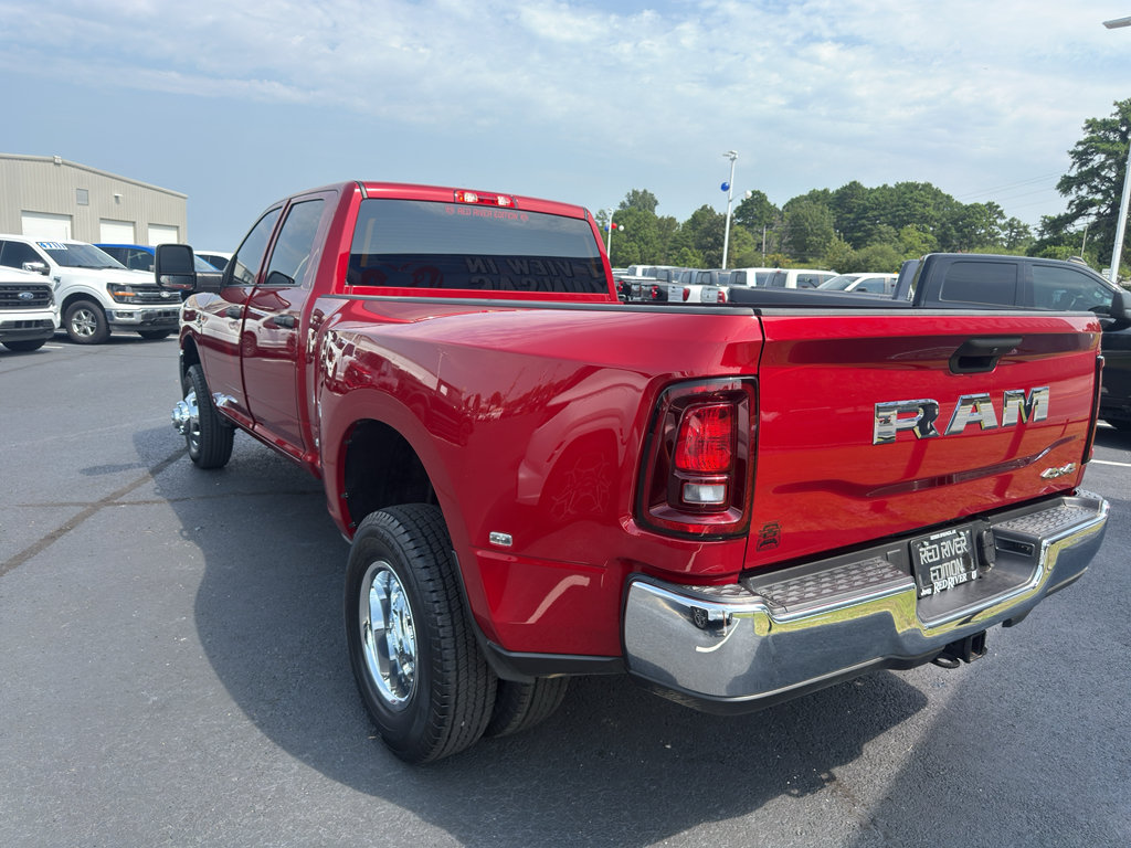 Used 2026 RAM 3500 Tradesman w/ Chrome Appearance Group A AWD/4WD image 7
