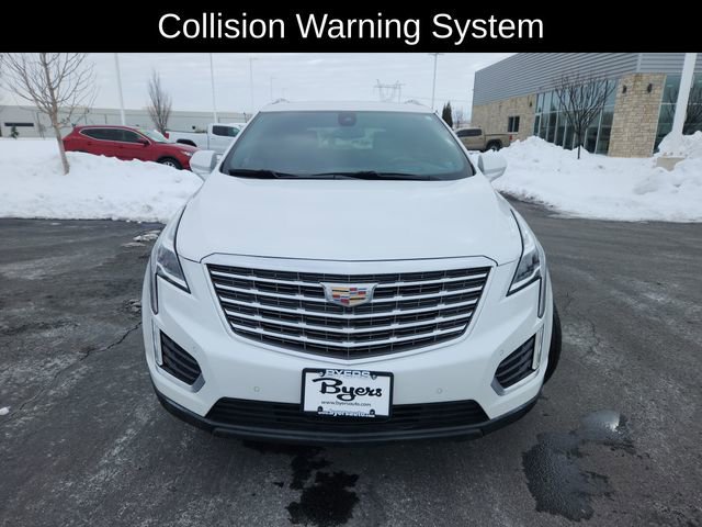 Used 2018 Cadillac XT5 Platinum image 2