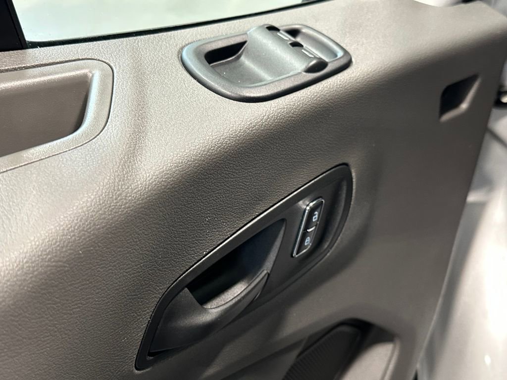 Used 2023 Ford Transit 350 XL image 13