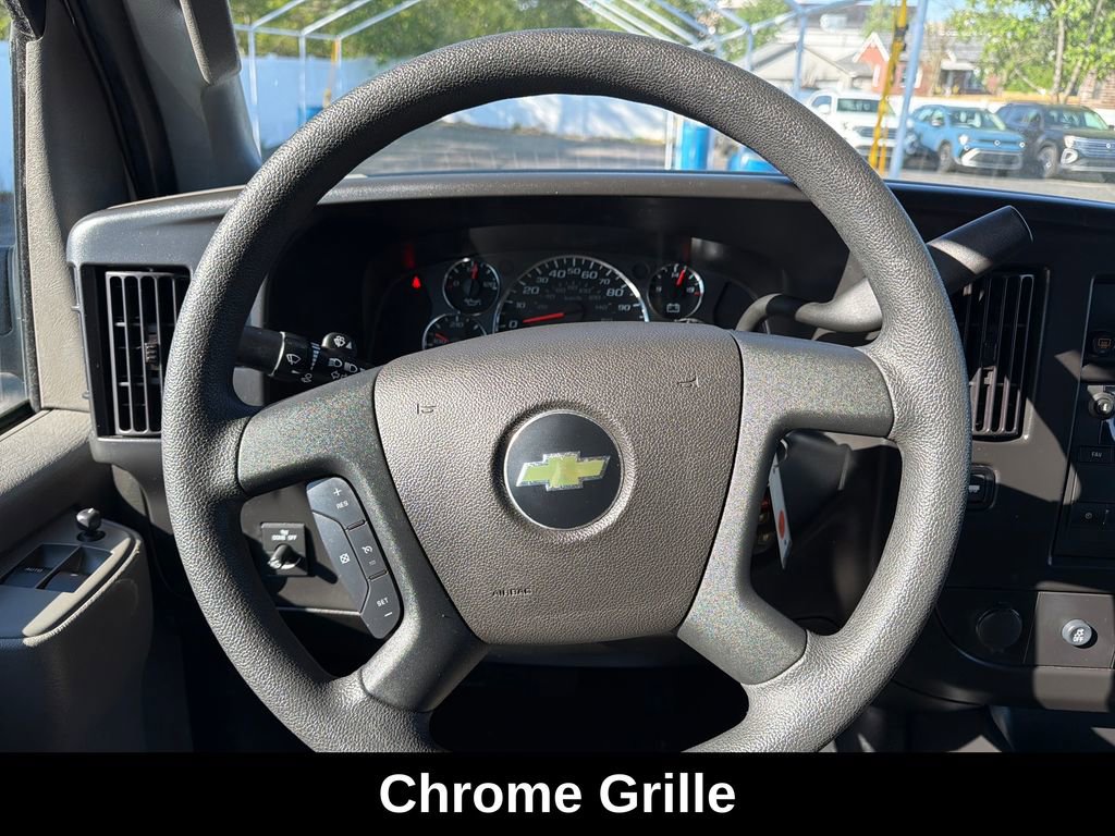Used 2023 Chevrolet Express 3500 LT w/ LT Preferred Equipment Group RWD image 18