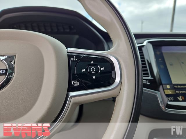 Used 2017 Volvo XC90 T6 Momentum w/ Vision Package image 11