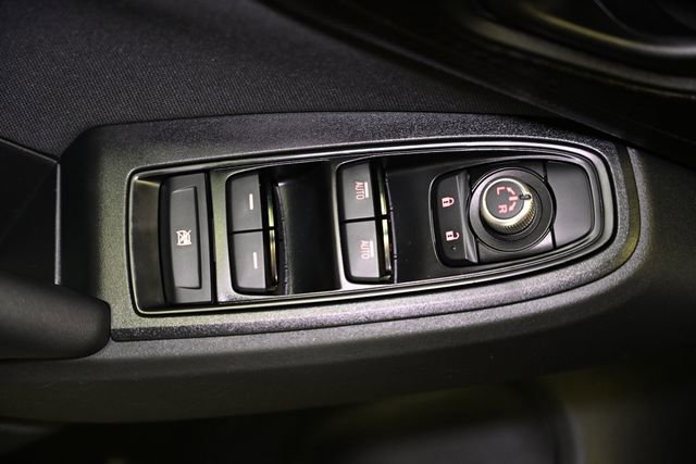 Used 2023 Subaru Crosstrek 2.0i Premium image 40