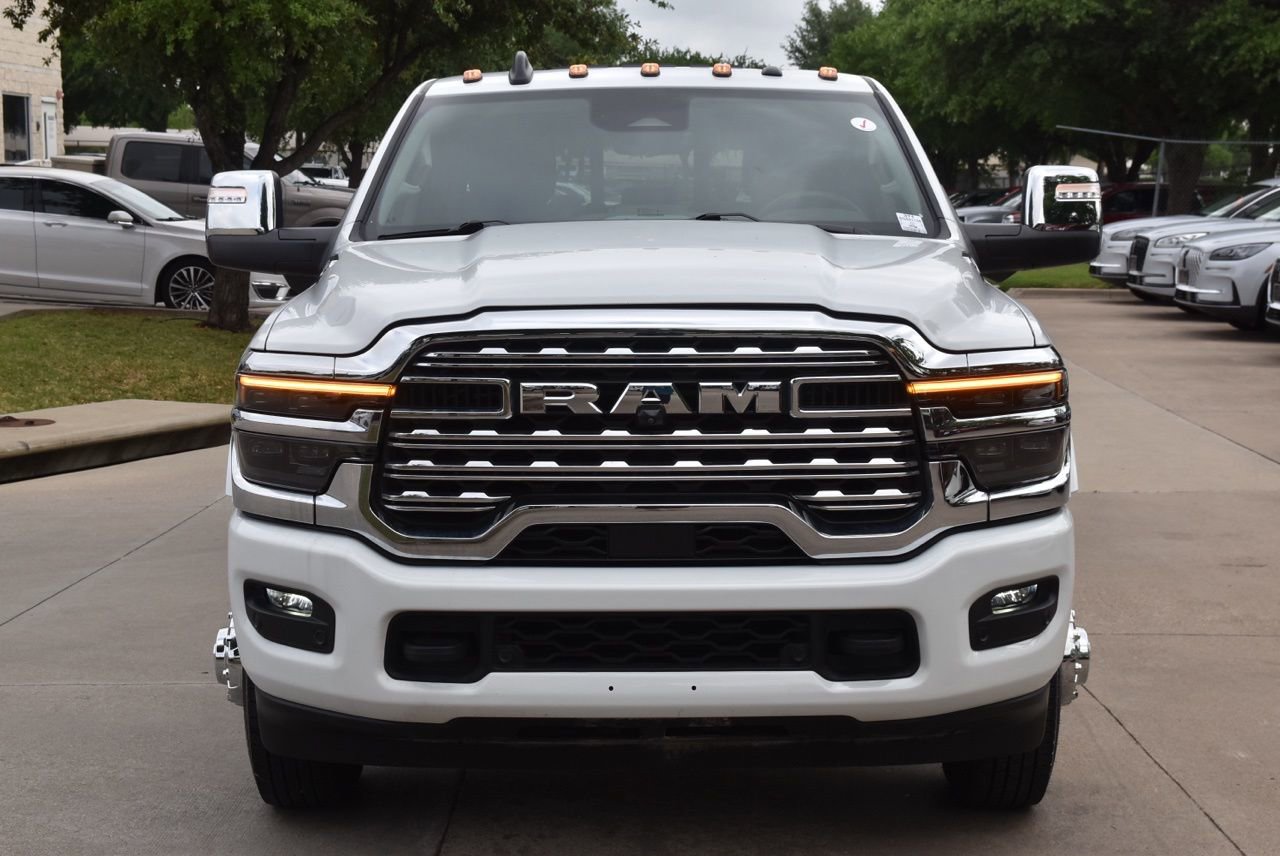 Used 2025 RAM 3500 Longhorn image 3