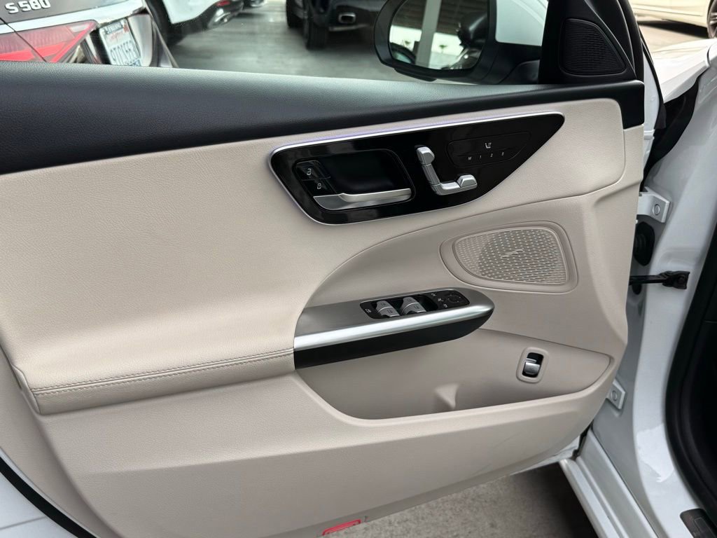Certified 2025 Mercedes-Benz C 300 4MATIC Sedan image 20