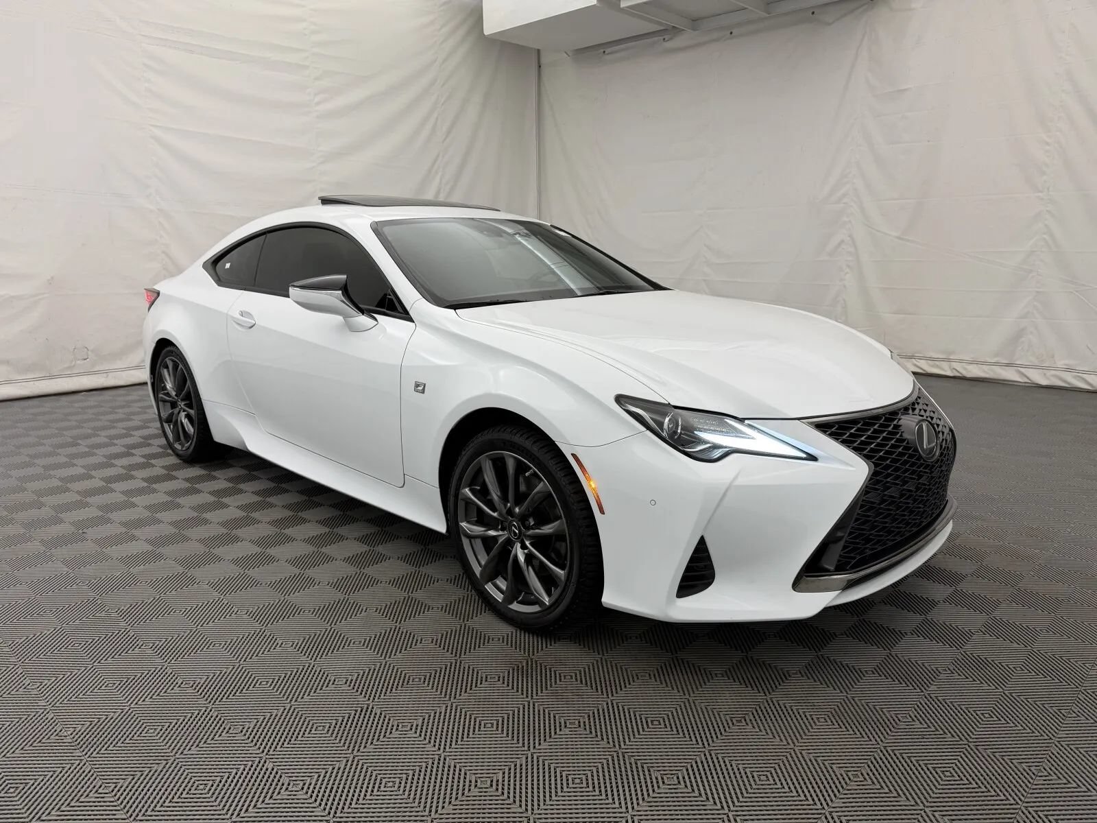 Used 2022 Lexus RC 350 F Sport w/ Accessory Package AWD/4WD image 4