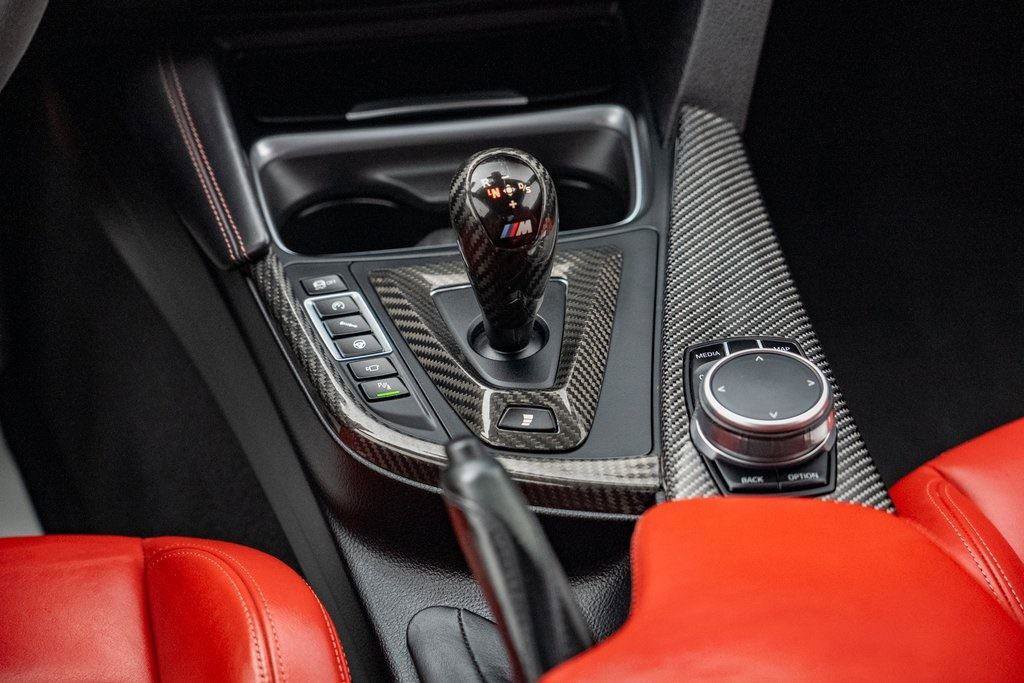 Used 2018 BMW M4 Coupe RWD image 25