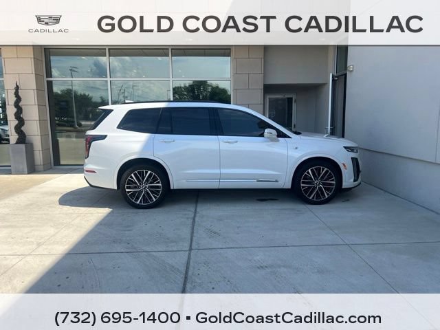 Certified 2024 Cadillac XT6 Sport w/ Technology Package AWD/4WD image 4