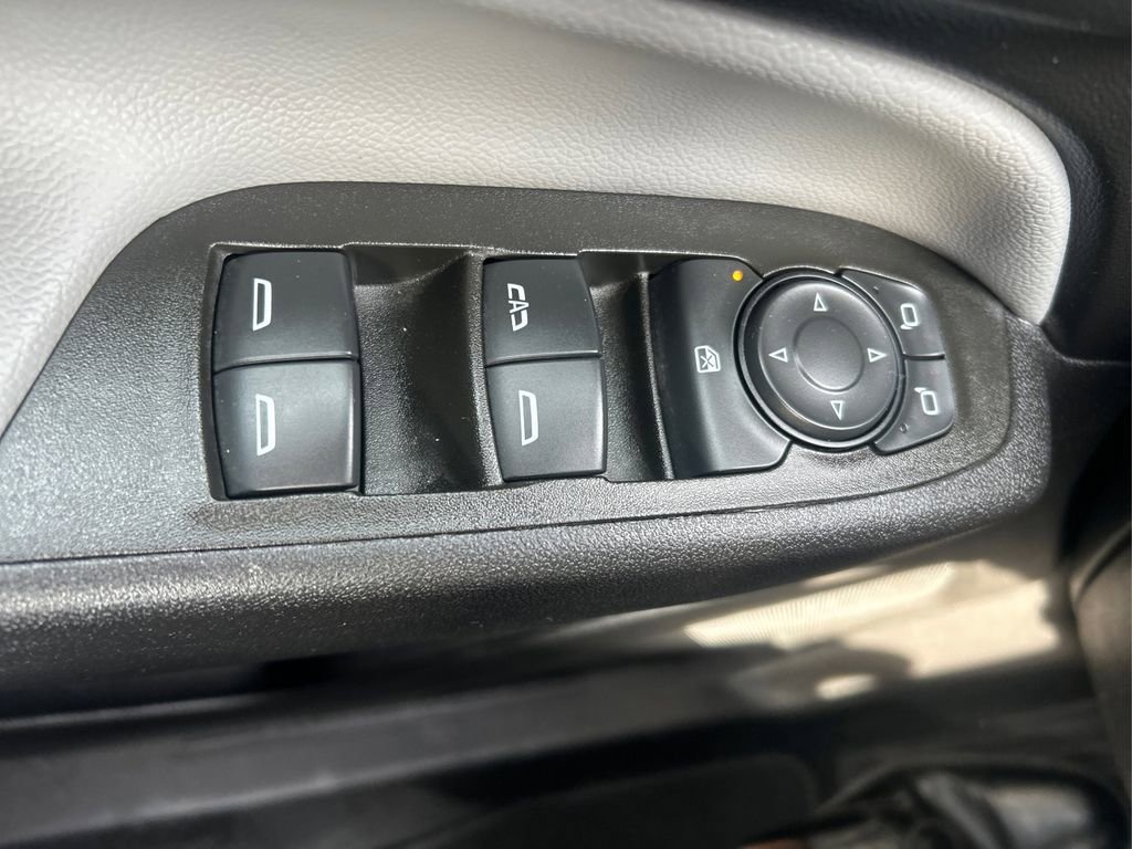 Used 2024 Chevrolet Equinox LS w/ LS Convenience Package AWD/4WD image 32