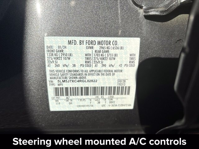 Used 2024 Lincoln Aviator Reserve w/ Equipment Group 201A AWD/4WD image 31