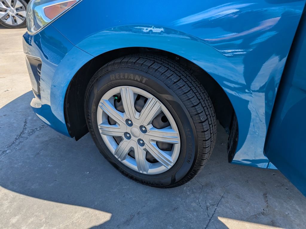 Certified 2022 Kia Rio S FWD image 33