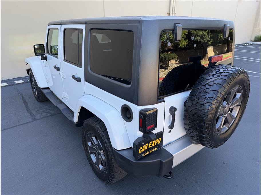 Used 2015 Jeep Wrangler Unlimited Sahara w/ Connectivity Group AWD/4WD image 34