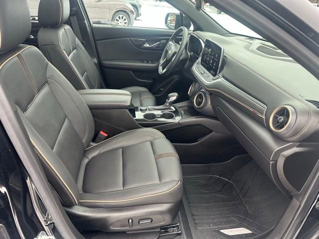 Used 2023 Chevrolet Blazer Premier w/ Driver Confidence II Package image 12