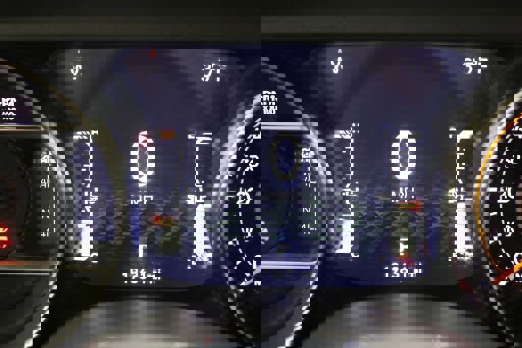 Used 2023 Jeep Wrangler Sahara w/ Cold Weather Group image 18