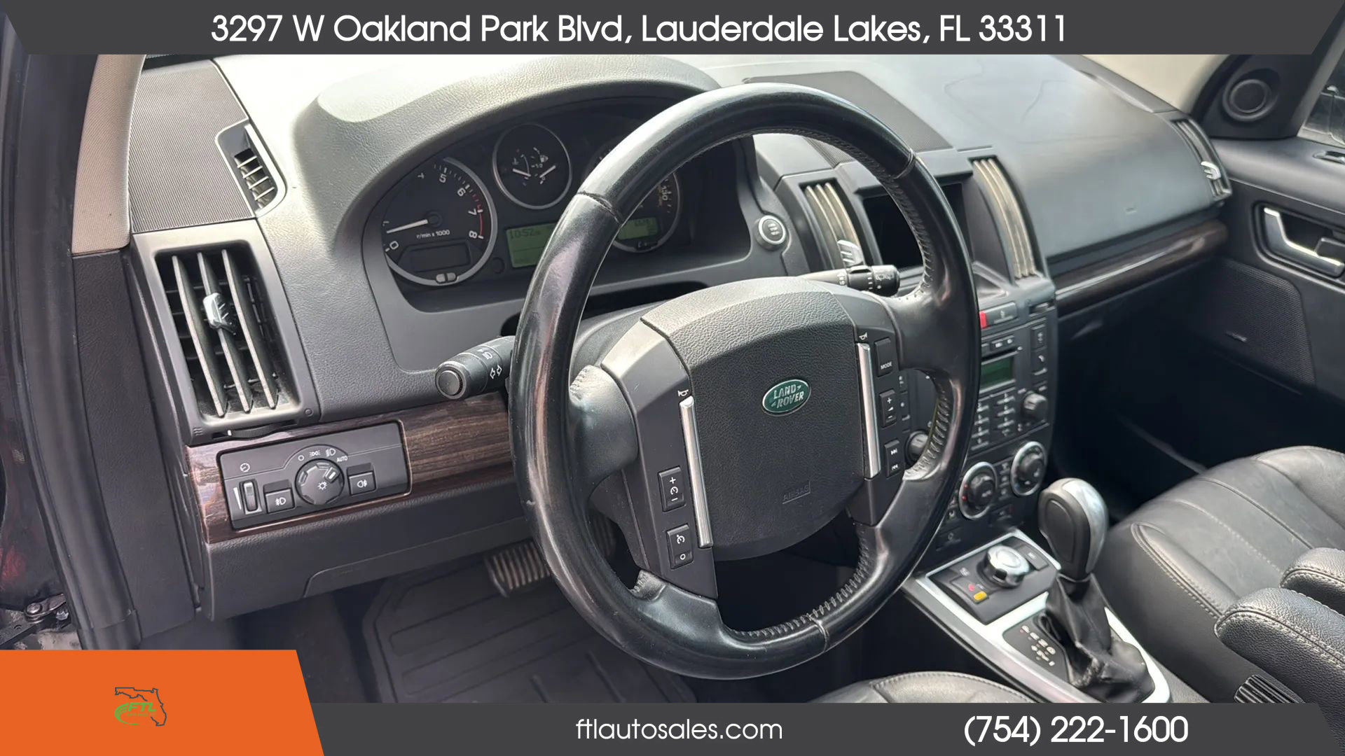 Used 2011 Land Rover LR2 HSE AWD/4WD image 26