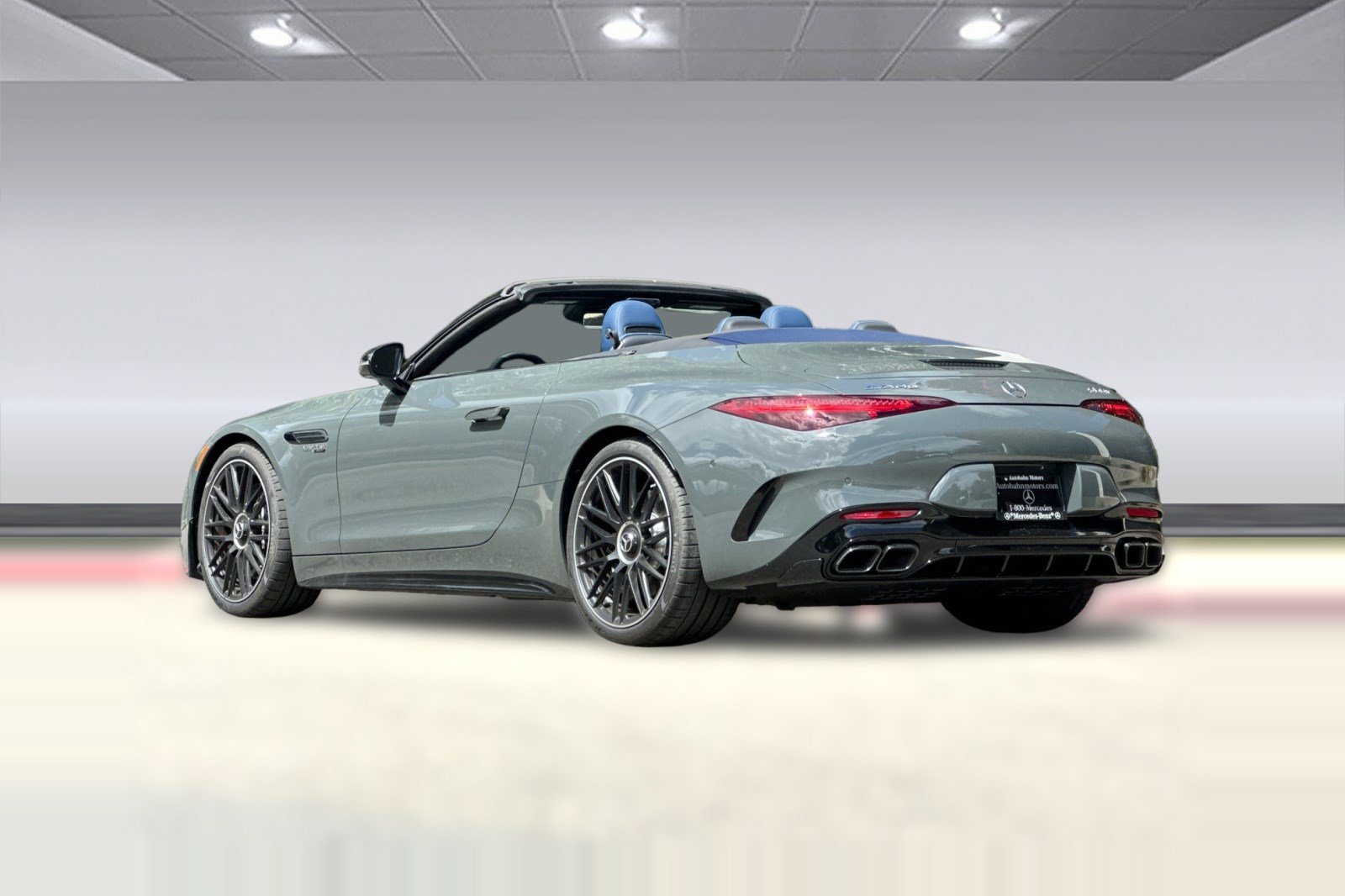 New 2026 Mercedes-Benz SL 63 AMG 4MATIC image 3