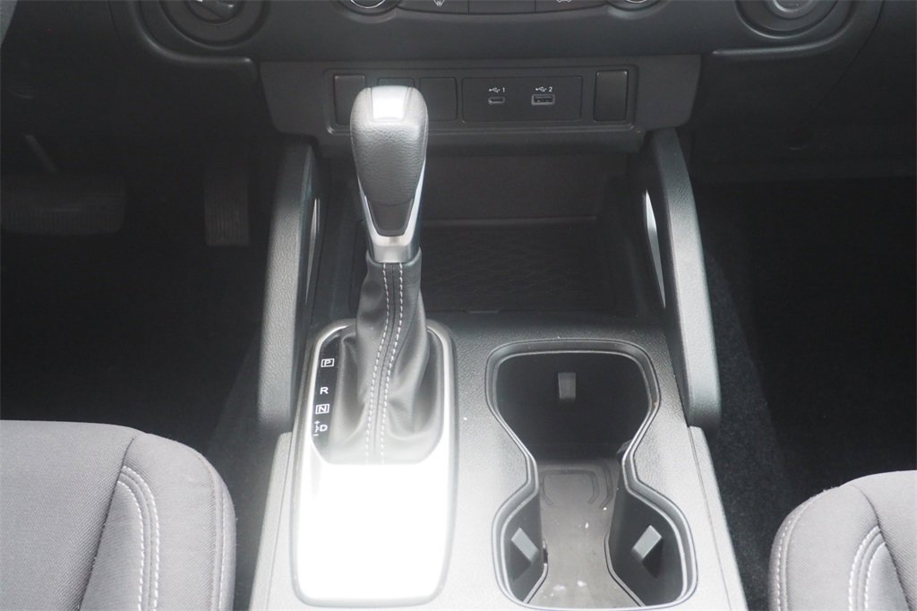 Used 2022 Nissan Frontier SV image 21