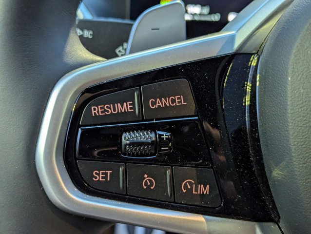 Used 2026 BMW M440i Convertible RWD image 17