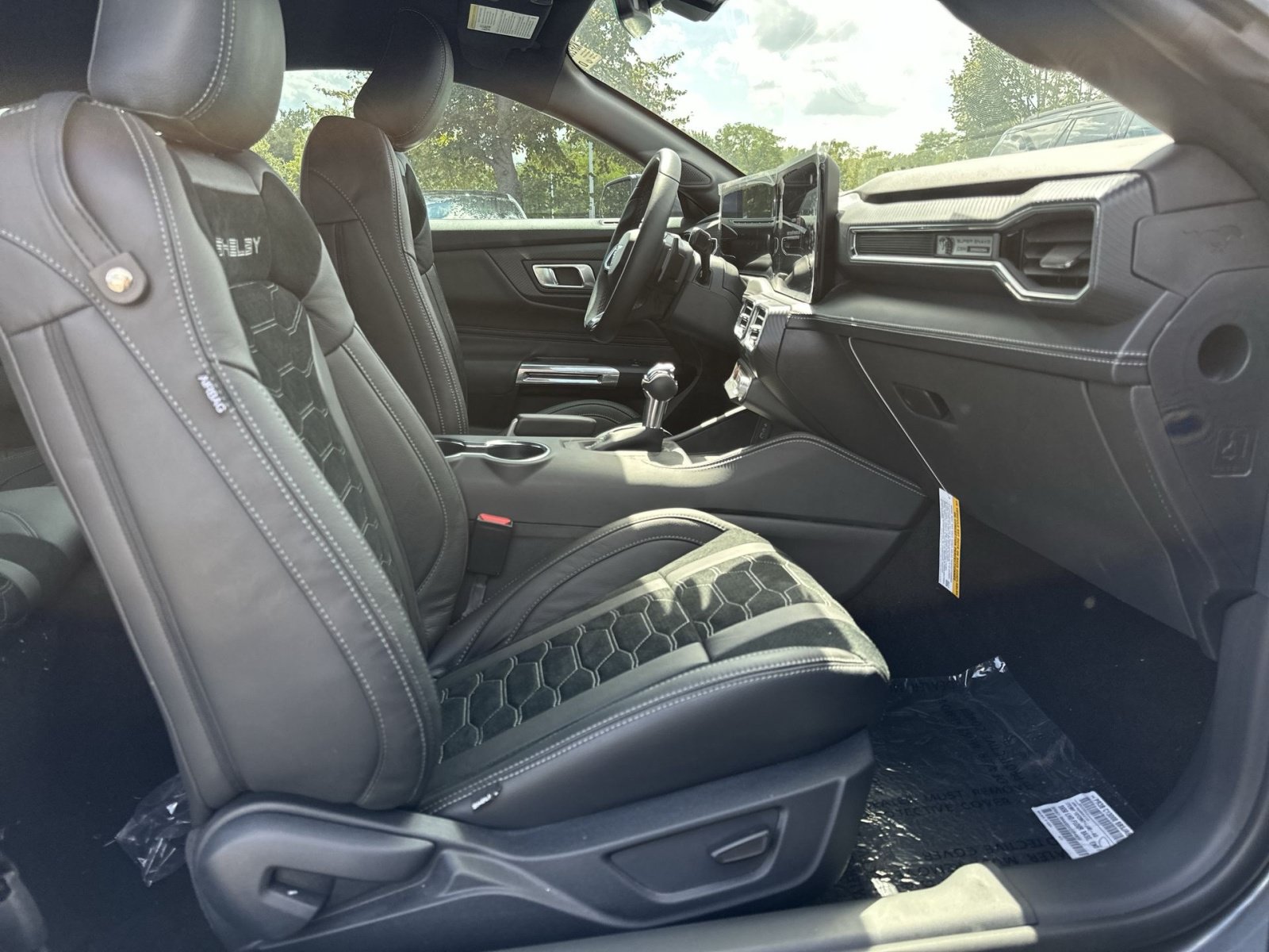 New 2025 Ford Mustang GT Premium w/ GT Performance Package RWD image 27