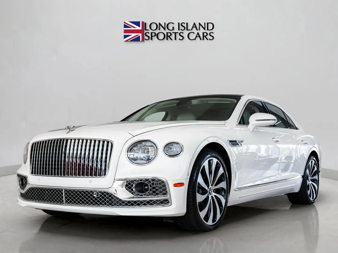 Used 2023 Bentley Flying Spur Azure AWD/4WD image 1