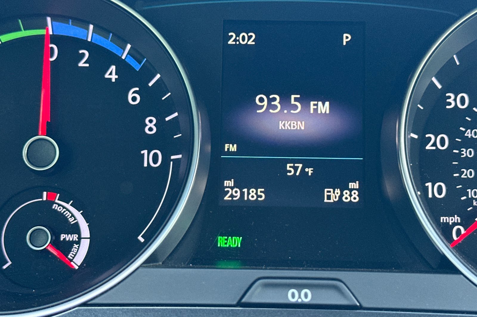 Used 2019 Volkswagen e-Golf SE w/ Driver Assistance Package image 28