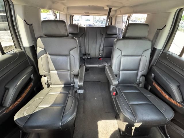 Used 2019 Chevrolet Suburban Premier AWD/4WD image 15