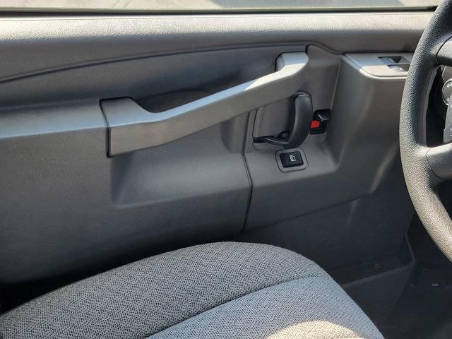 New 2026 Chevrolet Express 2500 w/ Safety Package RWD image 20