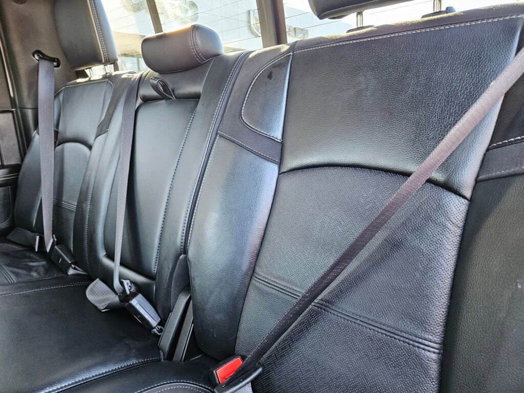 Used 2021 RAM 3500 Laramie w/ Night Edition image 19