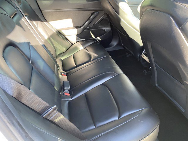 Used 2020 Tesla Model 3 Standard Range Plus image 10