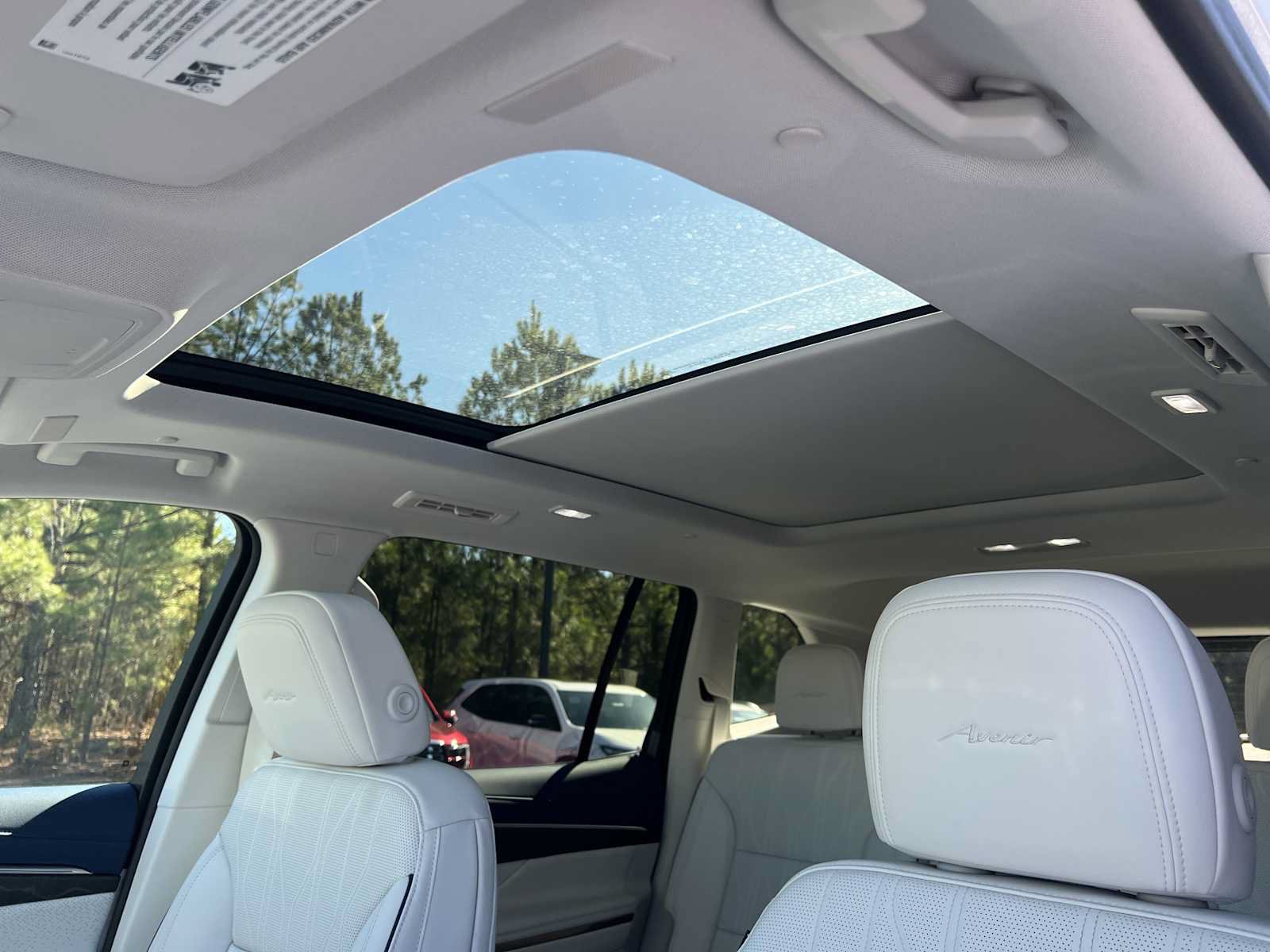 New 2026 Buick Enclave Avenir w/ Super Cruise Package FWD image 13